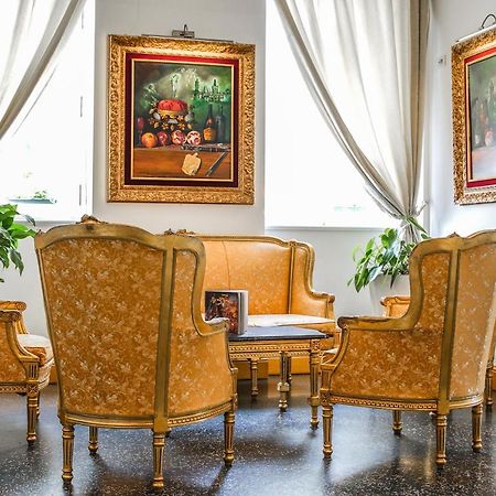 Hotel Assenzio Prague Ngoại thất bức ảnh