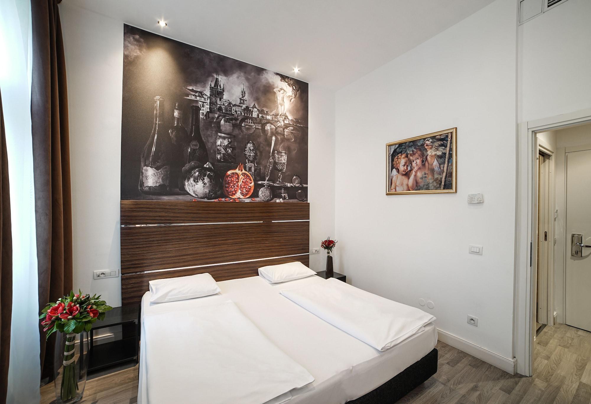 Hotel Assenzio Prague Ngoại thất bức ảnh