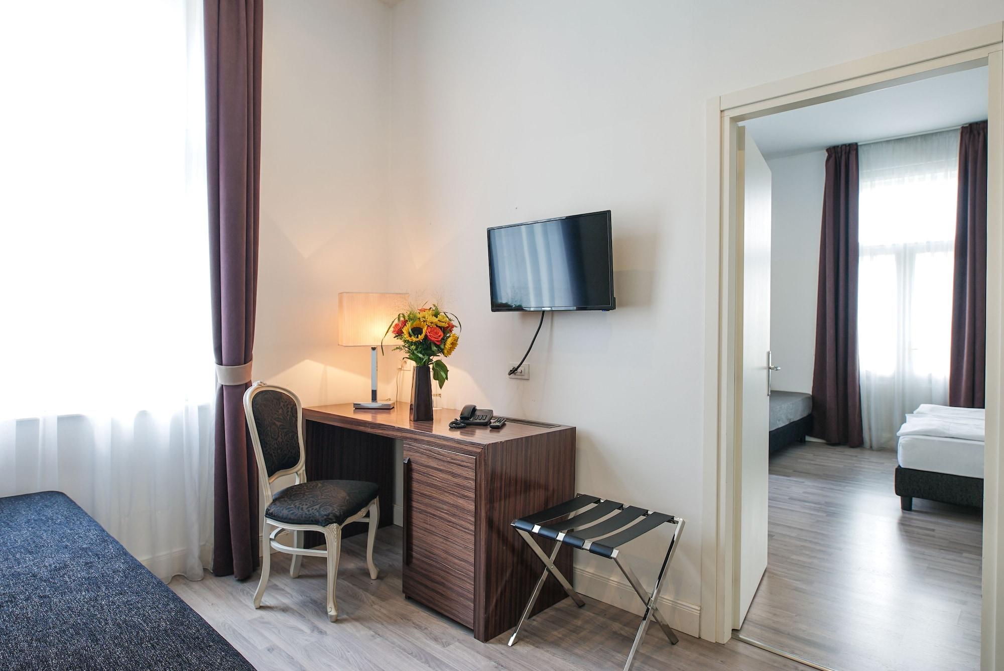 Hotel Assenzio Prague Ngoại thất bức ảnh