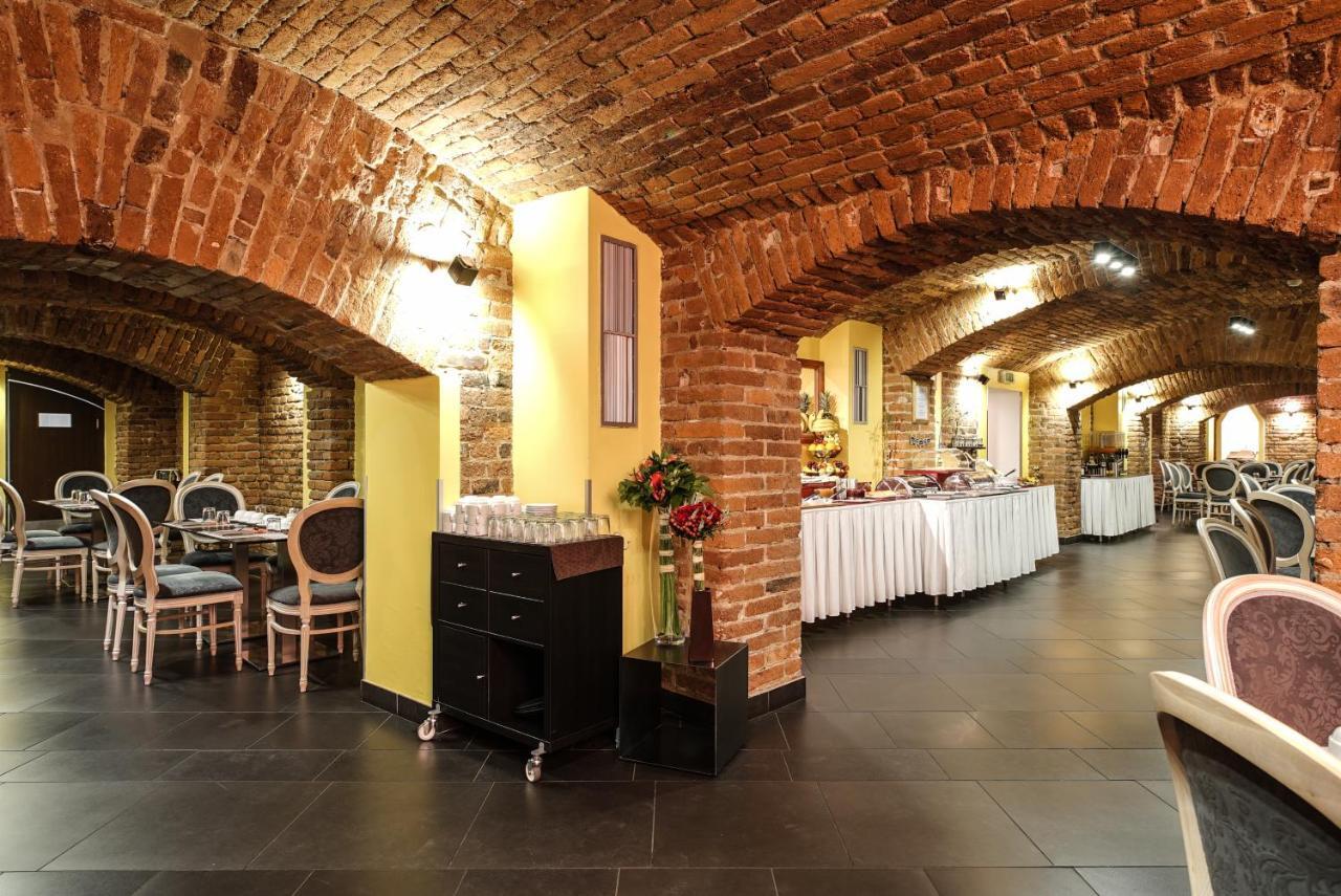 Hotel Assenzio Prague Ngoại thất bức ảnh