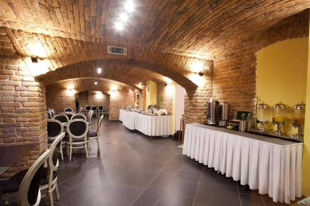 Hotel Assenzio Prague Ngoại thất bức ảnh